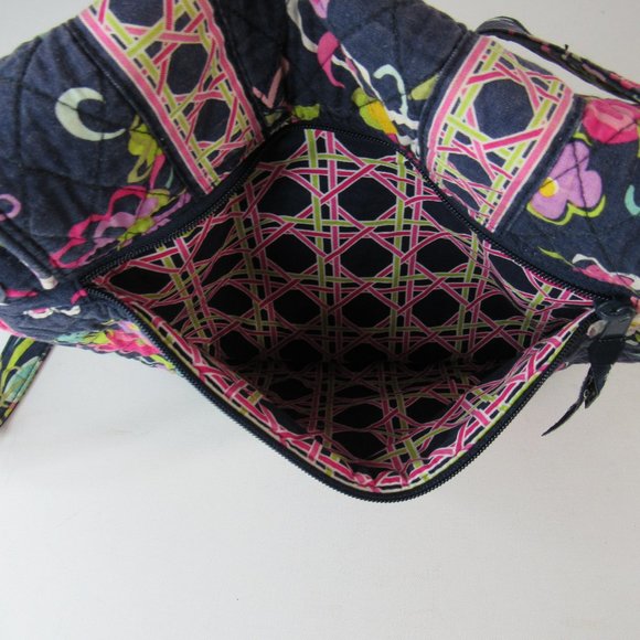 Vera Bradley Crossbody/Shoulder Bag Retired Pattern Ribbons - Picture 4 of 10